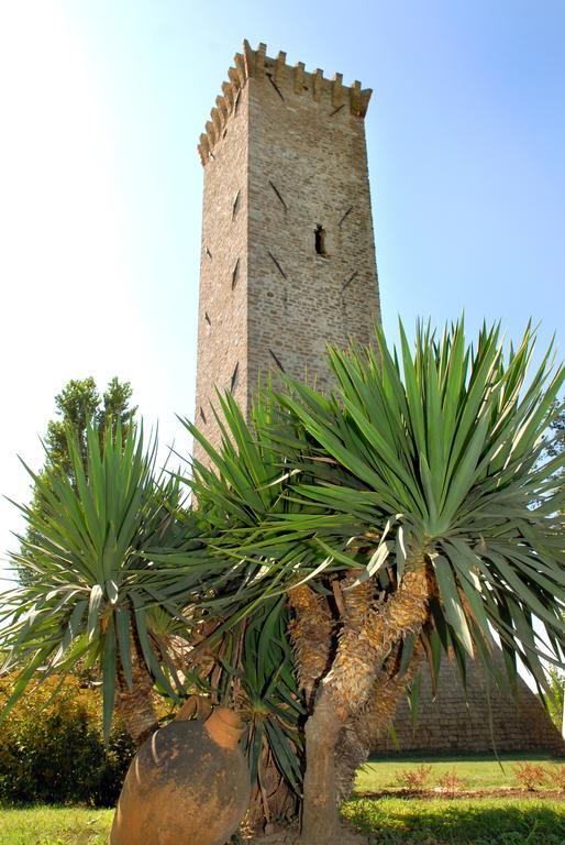Agriturismo Le Due Torri - Torre Quandrano Cannara Bagian luar foto